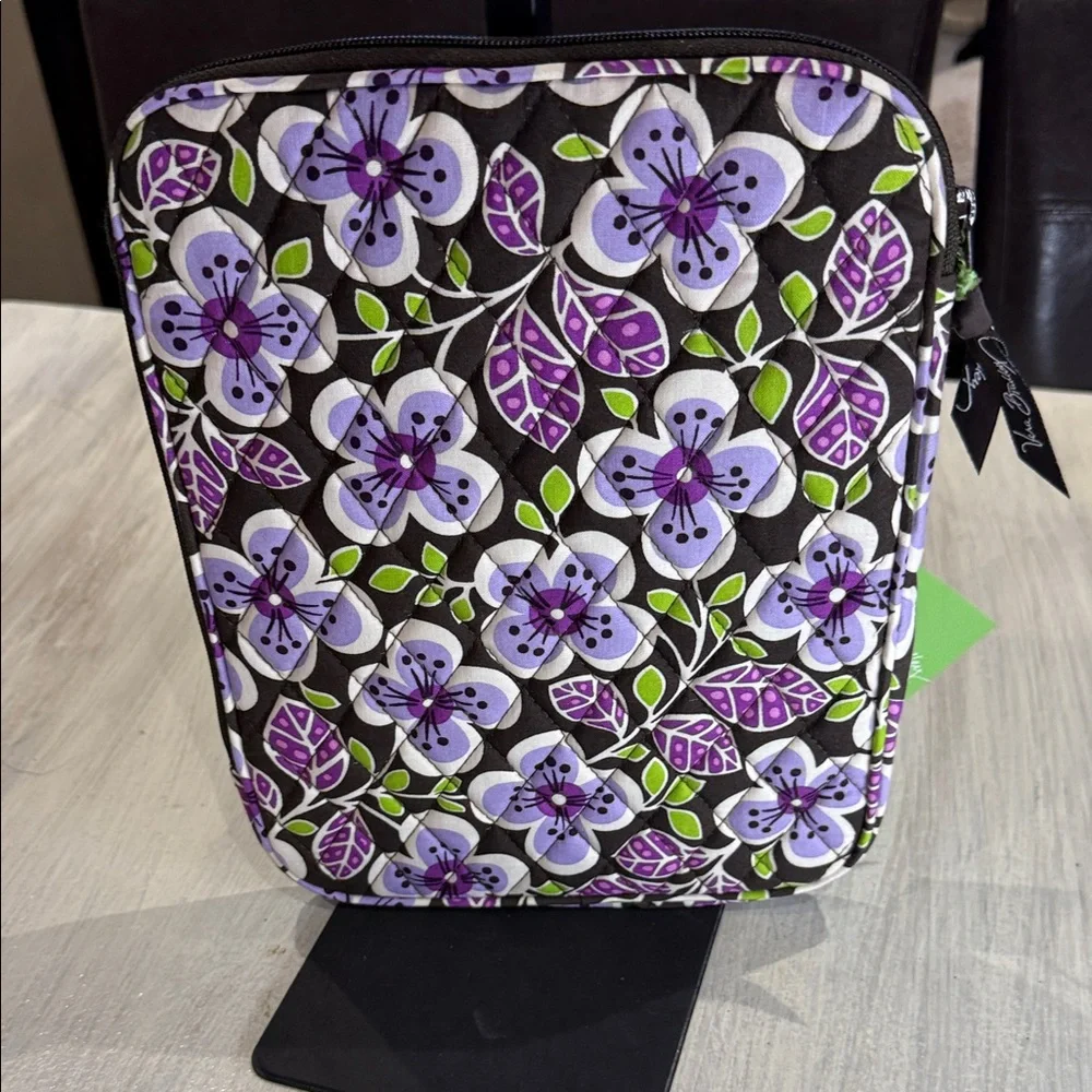Vera Bradley Purple Plumb Petals Quilted Tech Organizer with Green Accents